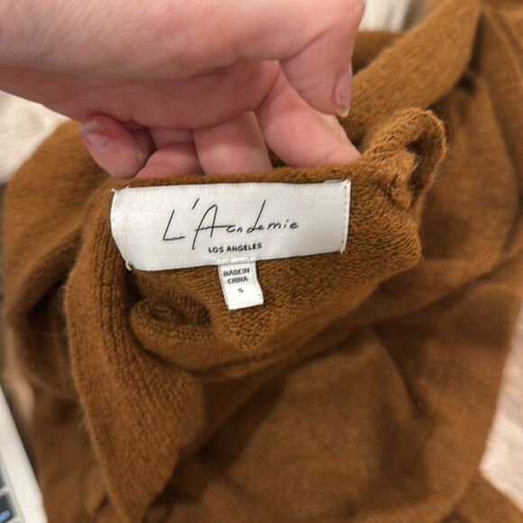 L’Academie Mara Cardigan in Tan - Picture 4 of 4